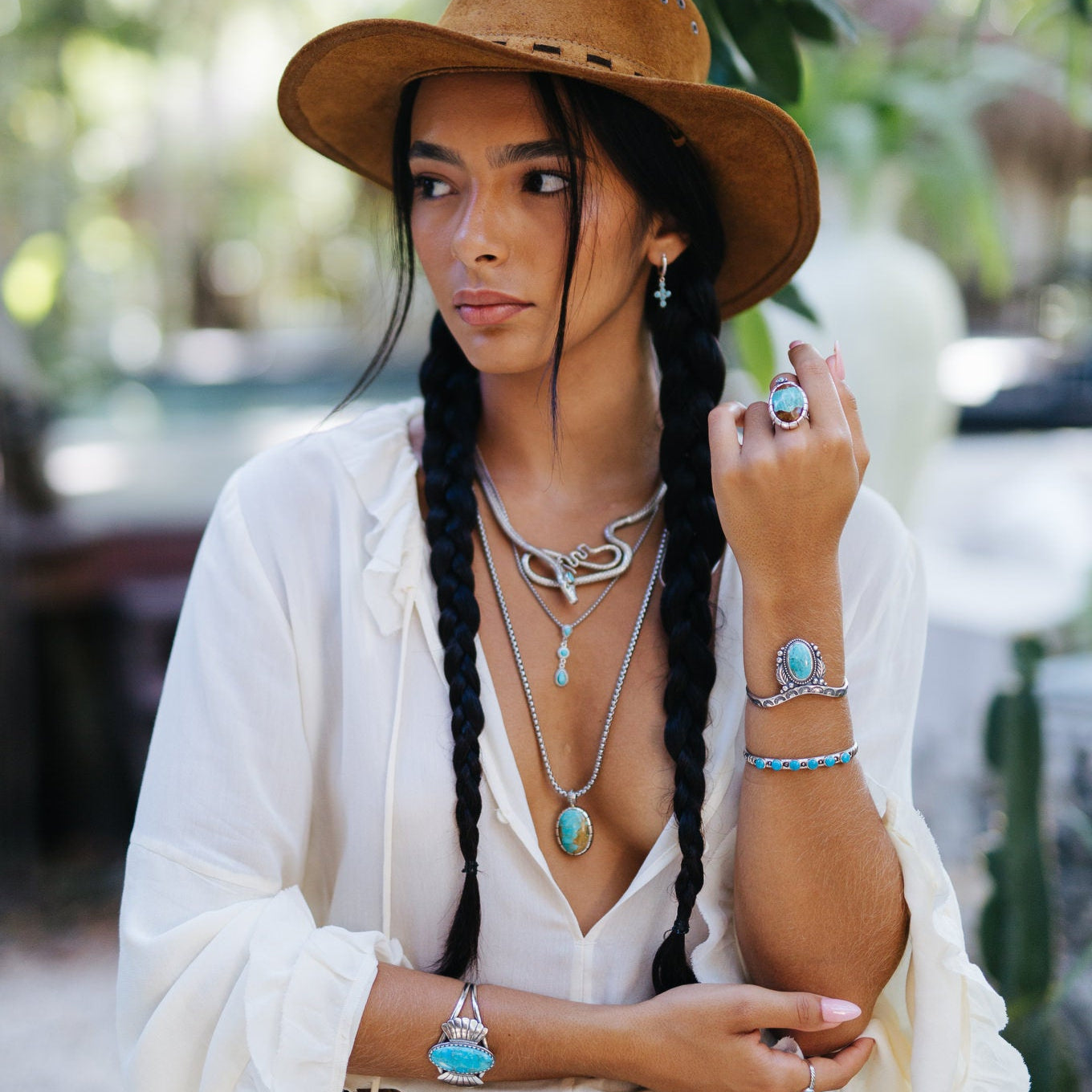 Number 8 Turquoise Pendant Necklace