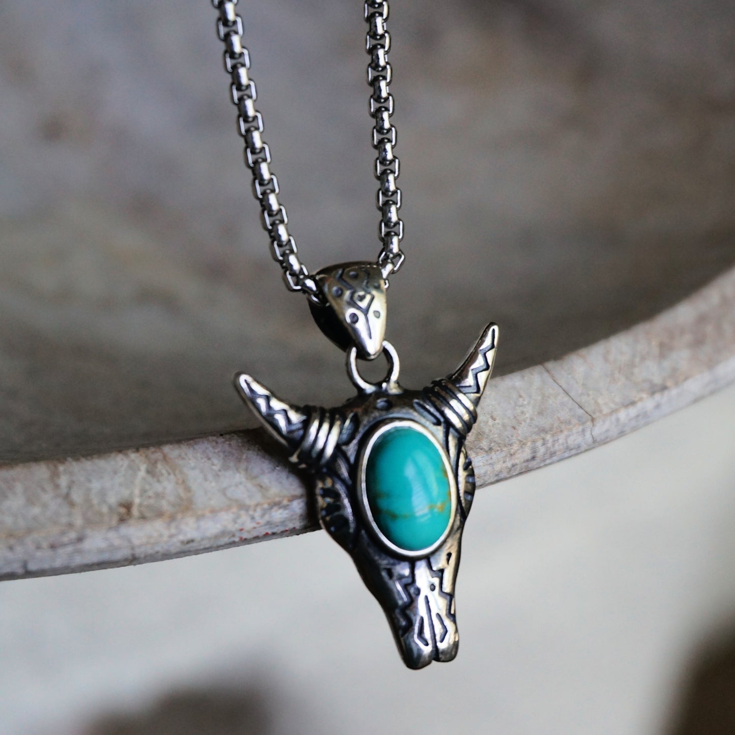 Load image into Gallery viewer, Cow Skull Turquoise Necklace
