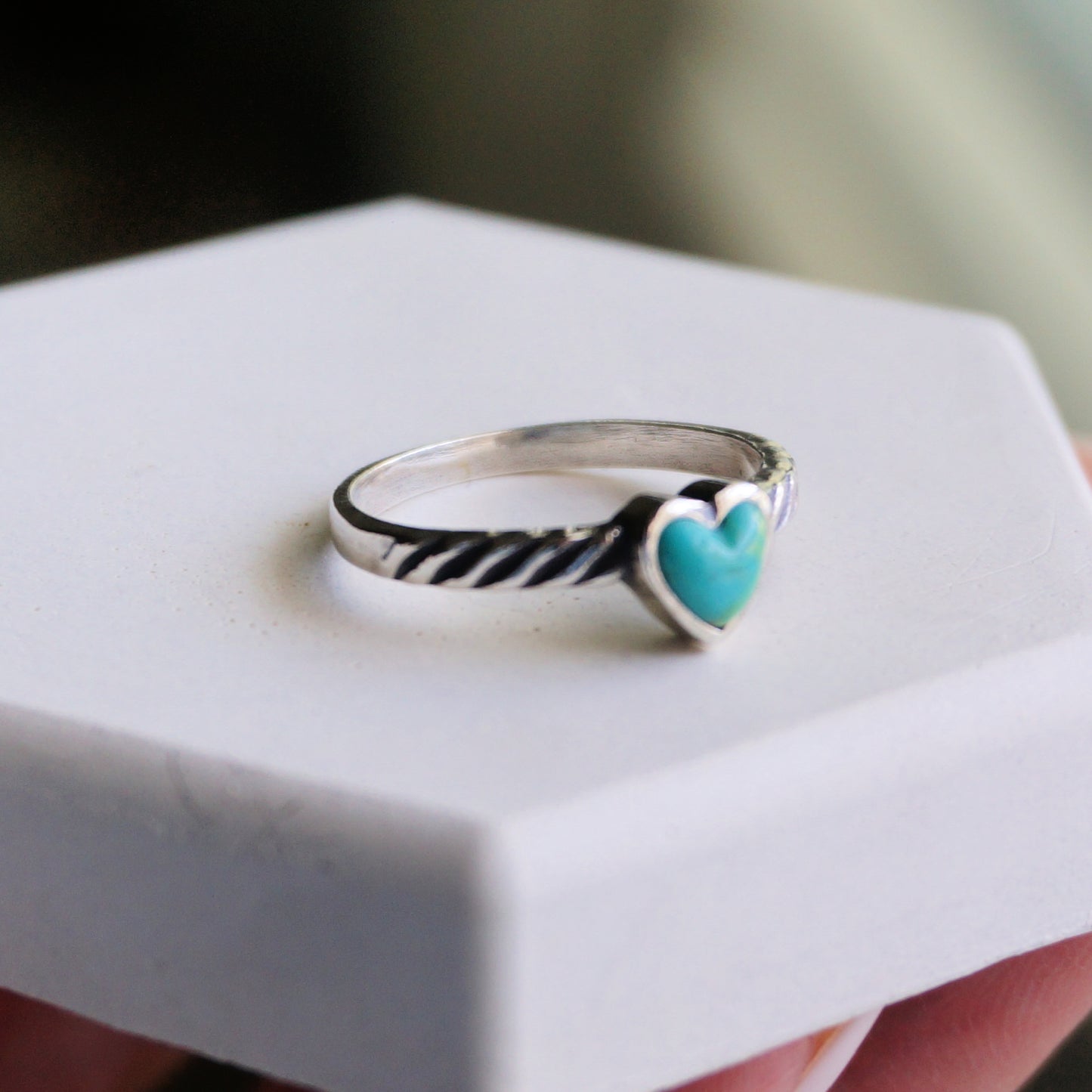 Load image into Gallery viewer, Heart Turquoise Ring
