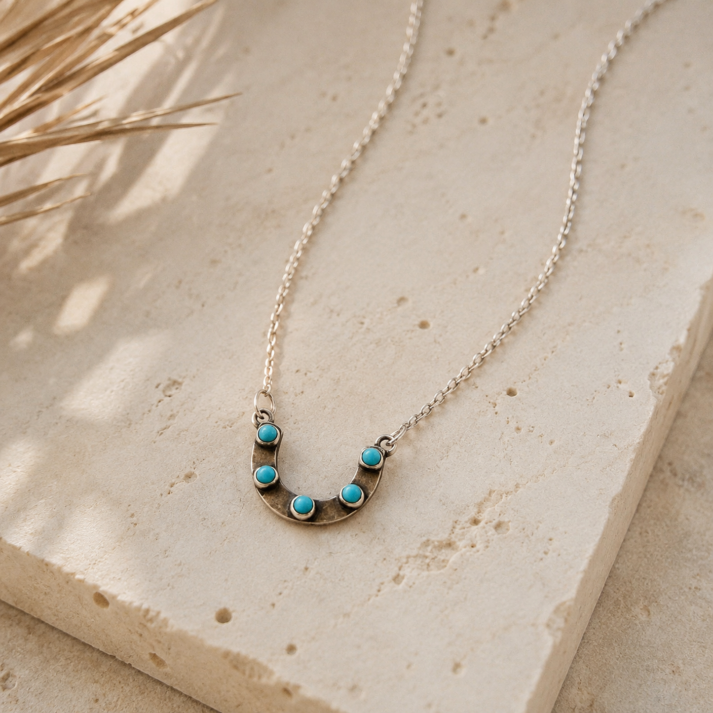 Horseshoe Turquoise Choker Necklace