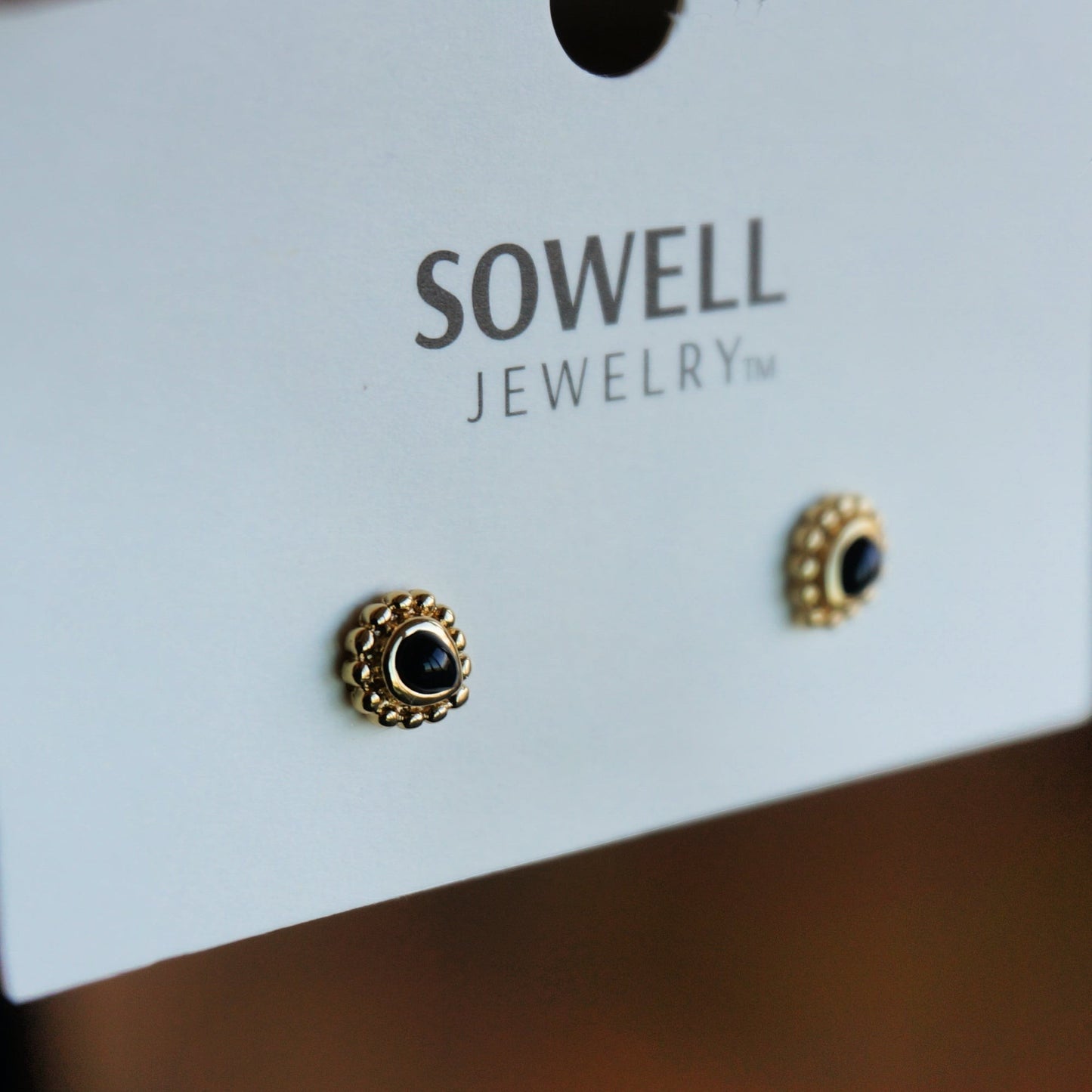 SOWELL JEWELRY Maya 18k gold-plated stud earrings featuring a teardrop onyx stone with a beaded border design.