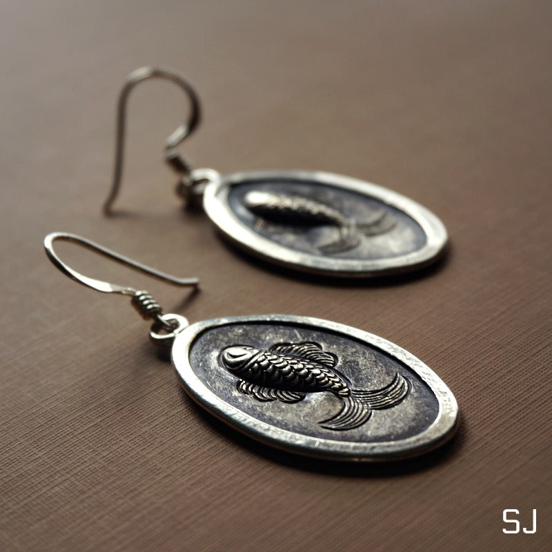 Fish Oval Earrings - SOWELL JEWELRY