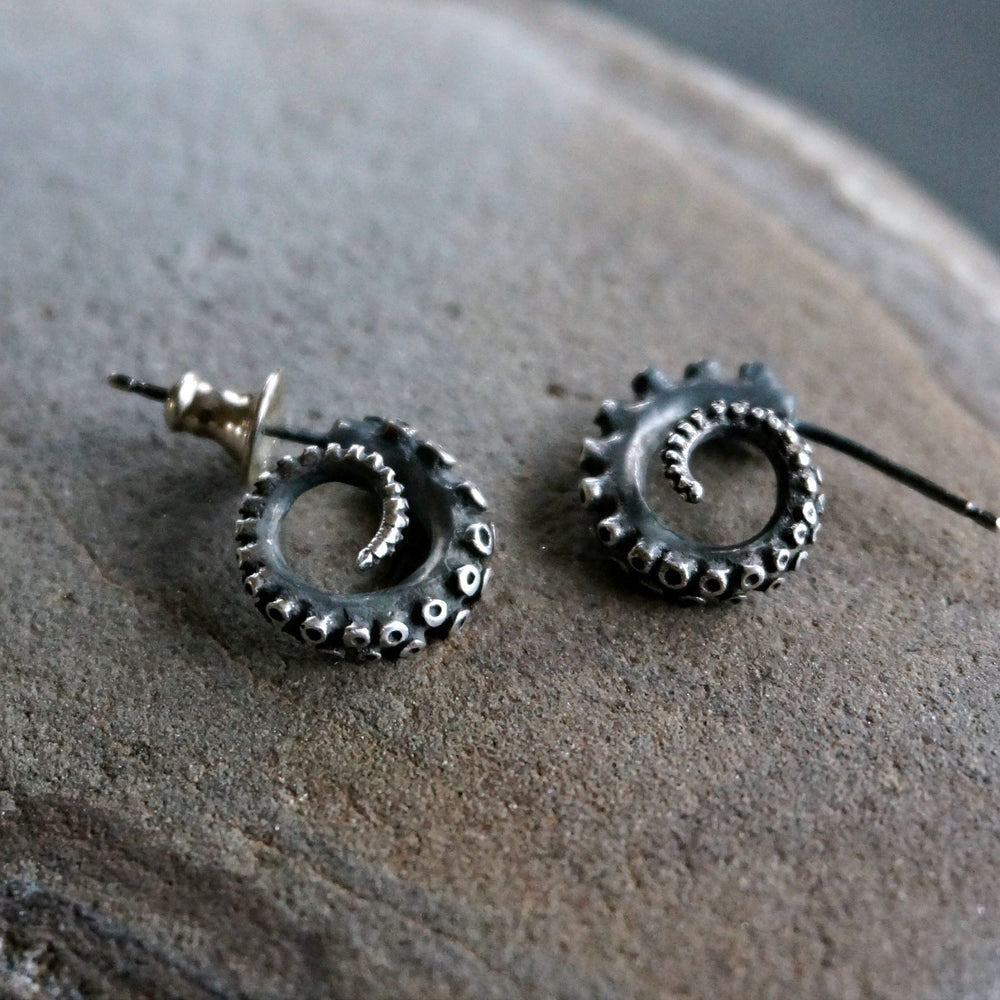 
                  
                    Octopus Hoop Earrings Small - SOWELL JEWELRY
                  
                