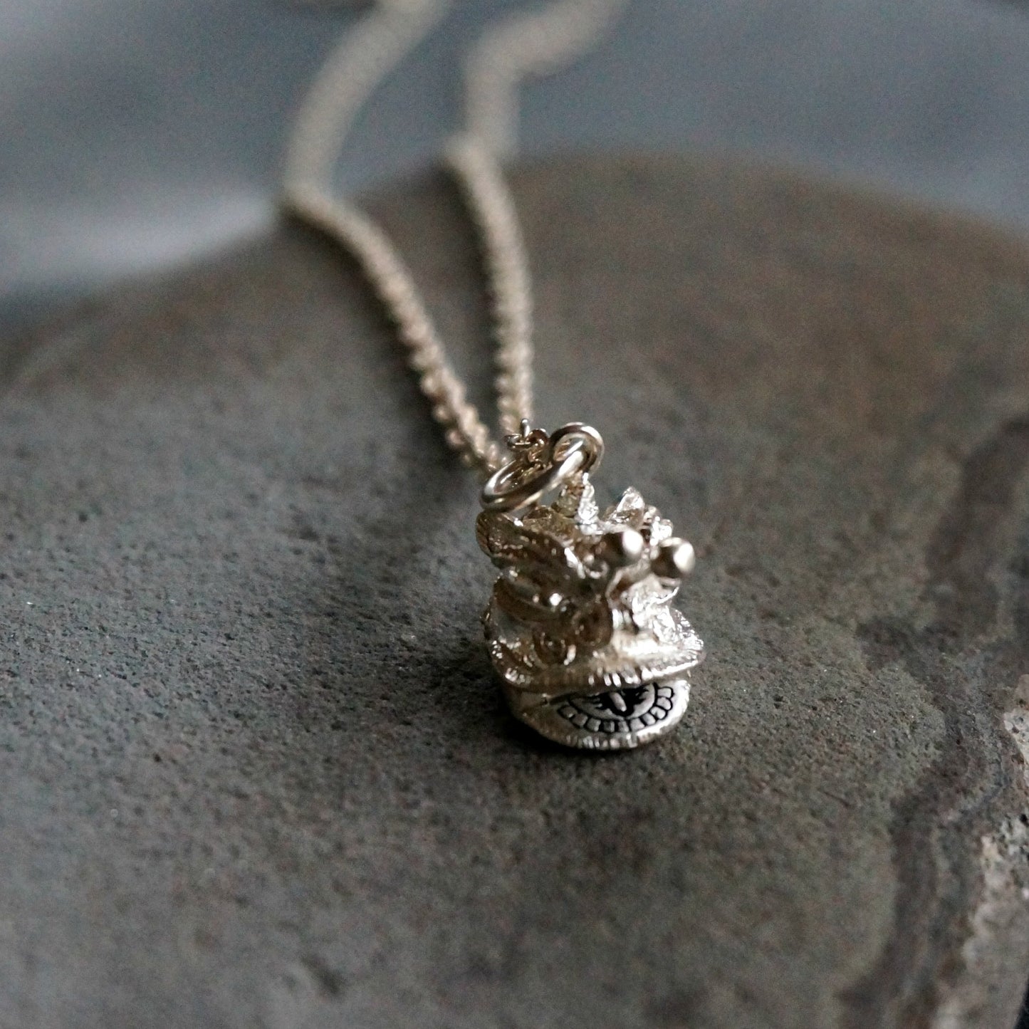 Load image into Gallery viewer, Guardian Lion Pendant - SOWELL JEWELRY
