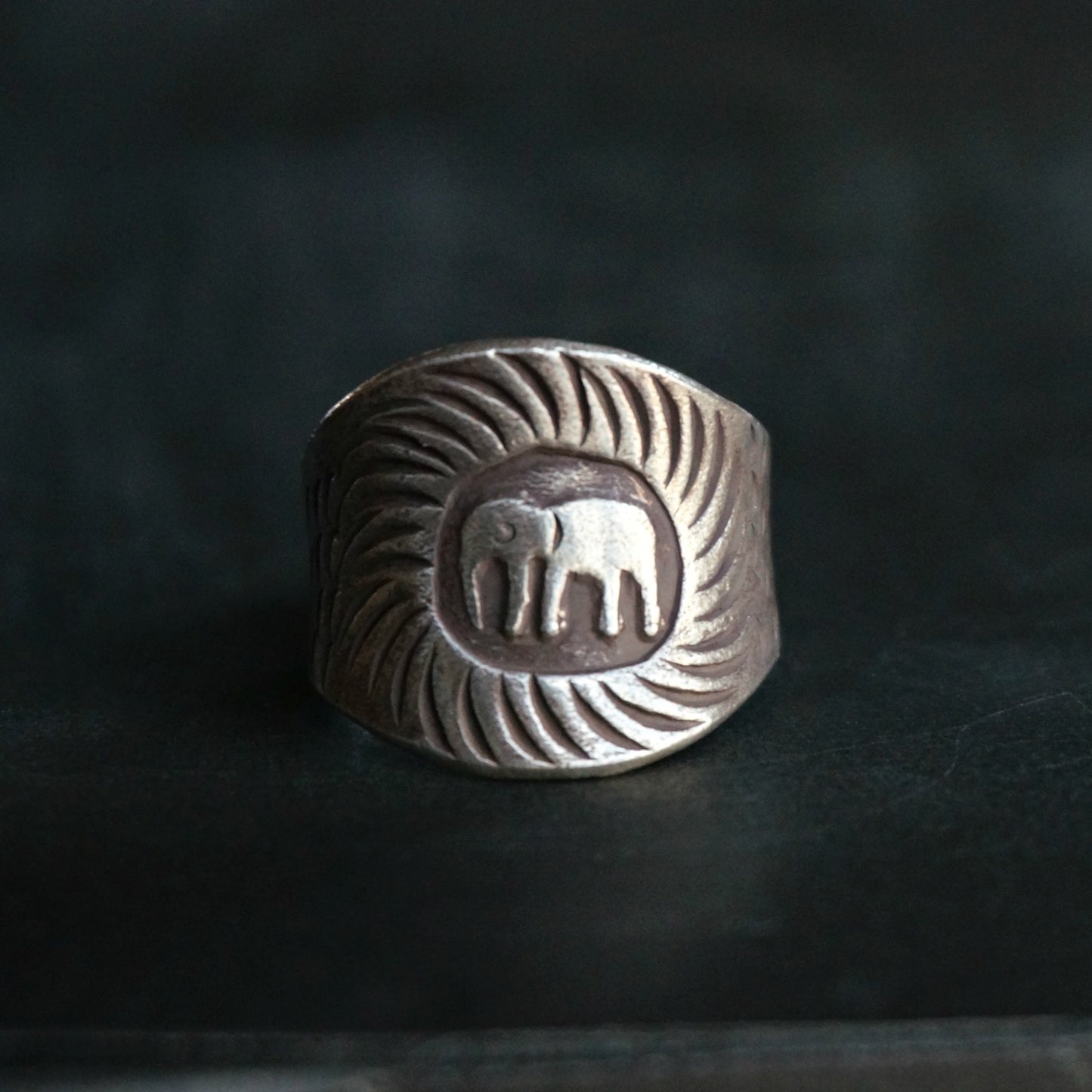 Load image into Gallery viewer, Nyles Silver Elephant Ring - SOWELL JEWELRY
