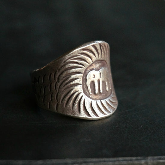 Load image into Gallery viewer, Nyles Silver Elephant Ring - SOWELL JEWELRY
