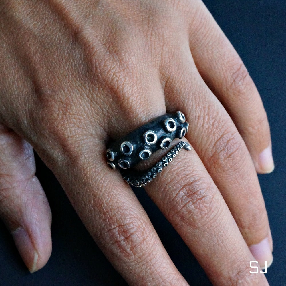Octopus On Finger - SOWELL JEWELRY