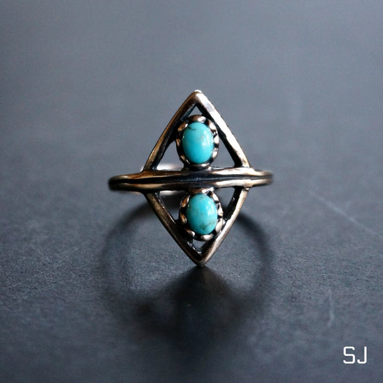 Load image into Gallery viewer, Aurelia Turquoise Ring - SOWELL JEWELRY
