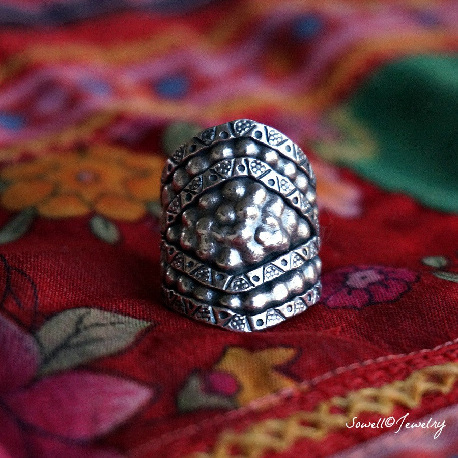 Load image into Gallery viewer, Tad Sterling Silver Ring - SOWELL JEWELRY
